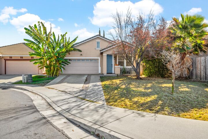 Property Photo:  3131 Wake Isl Court  CA 95691 