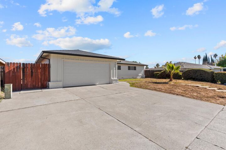 Property Photo:  7645 Prescott Way  CA 95823 