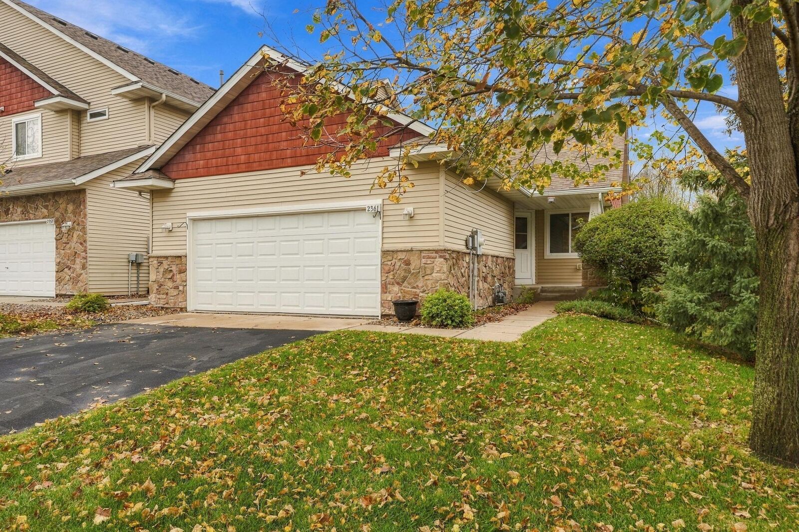 Property Photo:  2361 Rushmore Road  MN 55033 