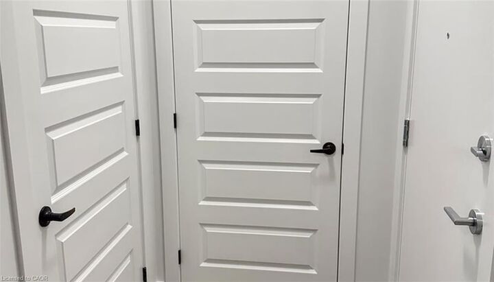 Property Photo:  1100 Lackner Place 413  ON N2A 0M1 