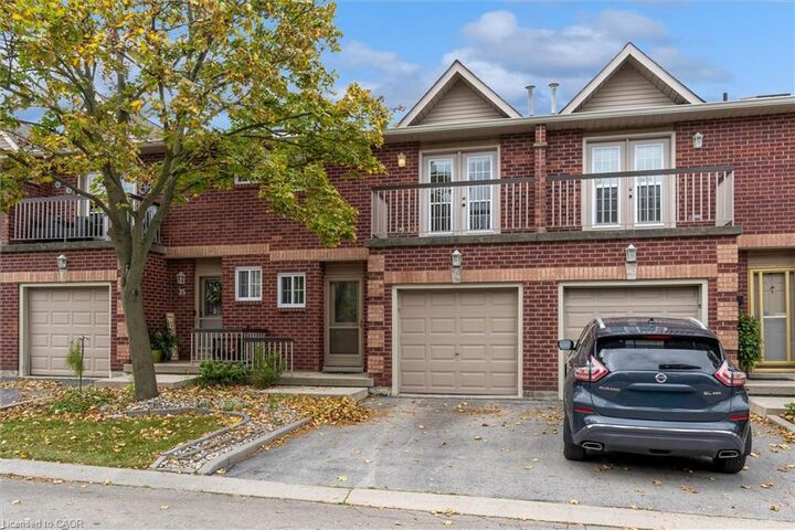 Property Photo:  34 Dynasty Avenue 36  ON L8G 5C8 