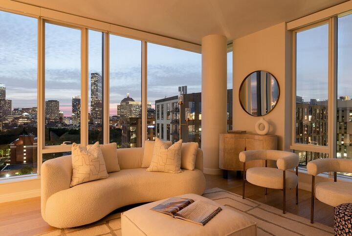 Property Photo:  380 Harrison Ave Ph1j  MA 02118 