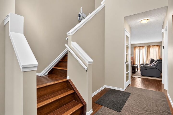Property Photo:  16 Citadel Meadow Gardens NW  AB T3G 5N6 