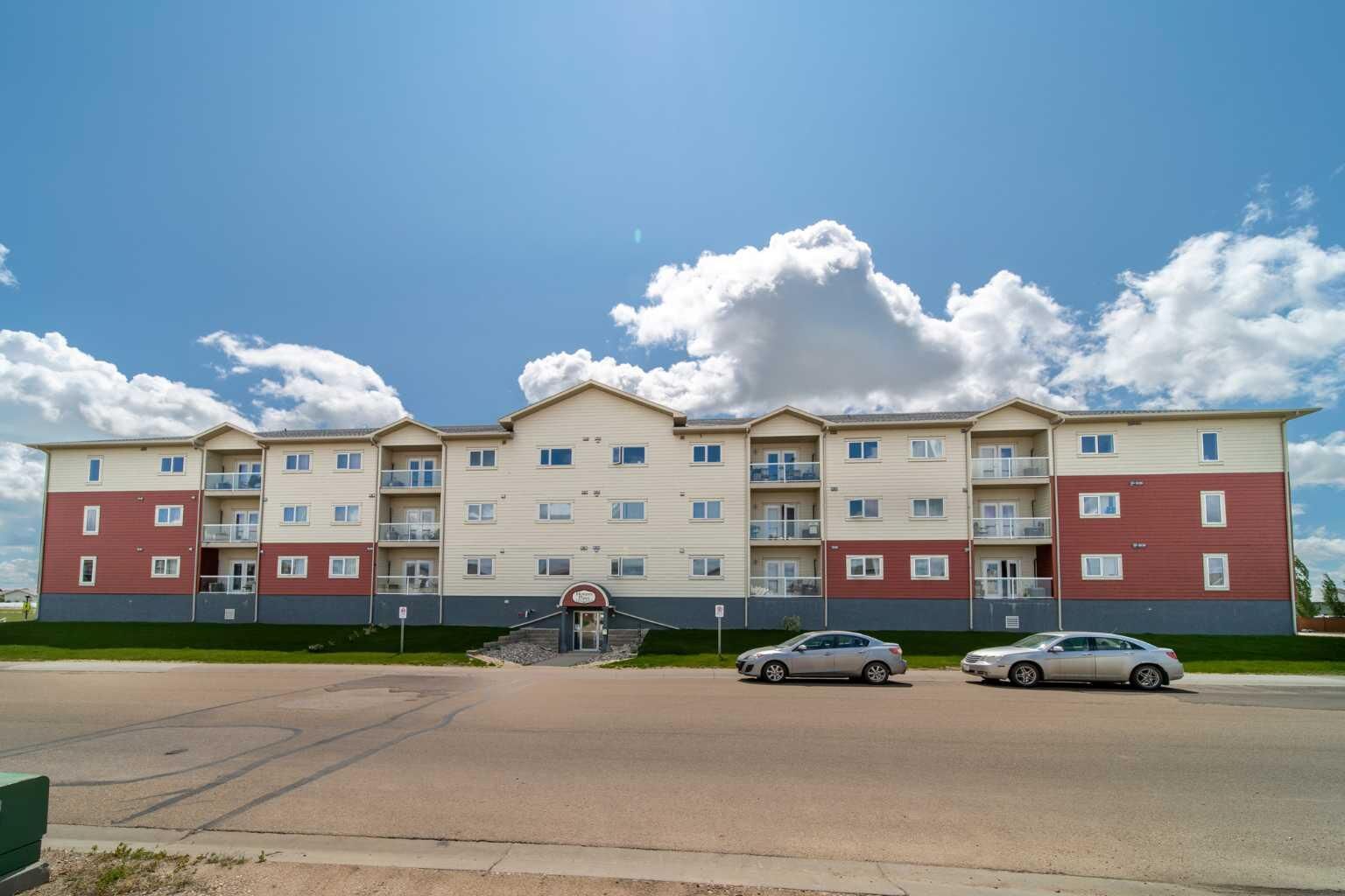 Property Photo: 2609 11 Avenue 206 AB T9W 0A3
