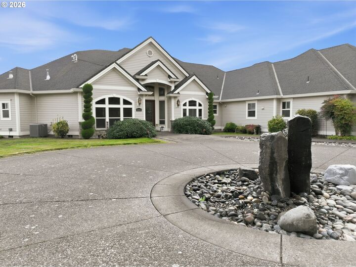 Property Photo:  31832 S Palmer Rd  OR 97038 