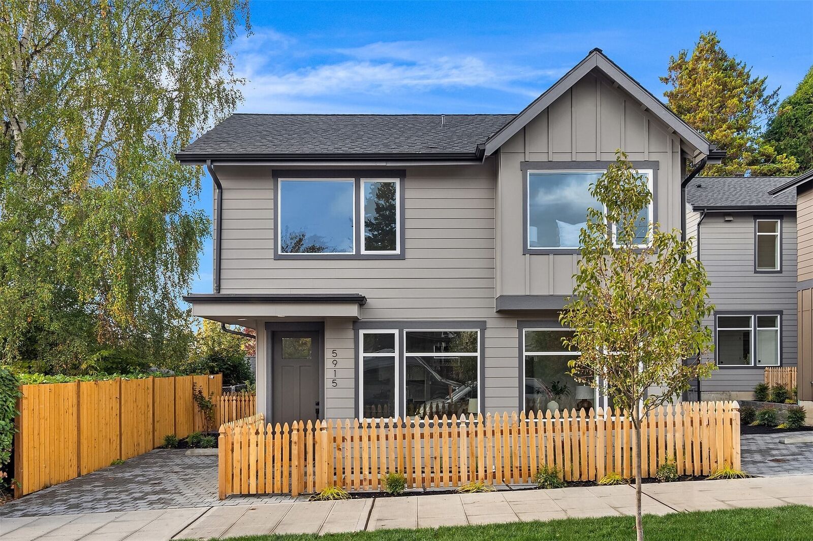 Property Photo:  5915  9th Avenue NW  WA 98107 