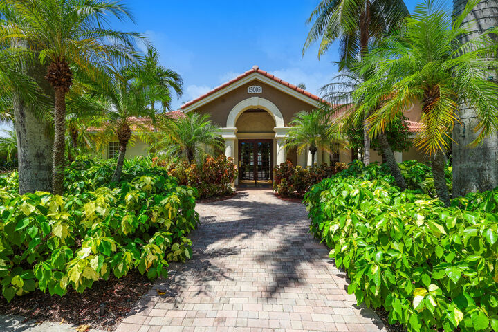 Property Photo:  15155 Michelangelo Boulevard 303  FL 33446 