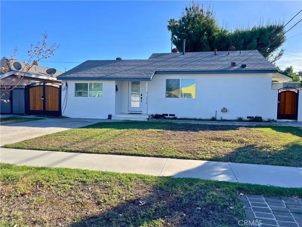 Property Photo:  12012 Greyford  CA 90606 