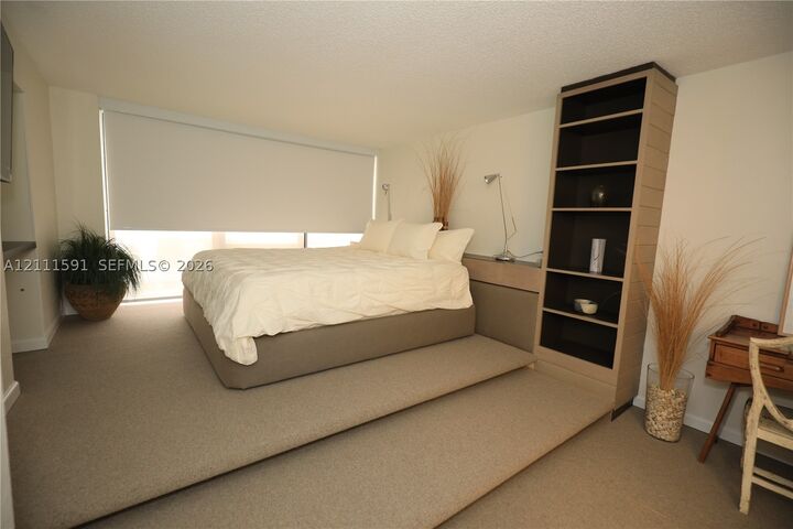 Property Photo:  600 NE 36th St 717  FL 33137 