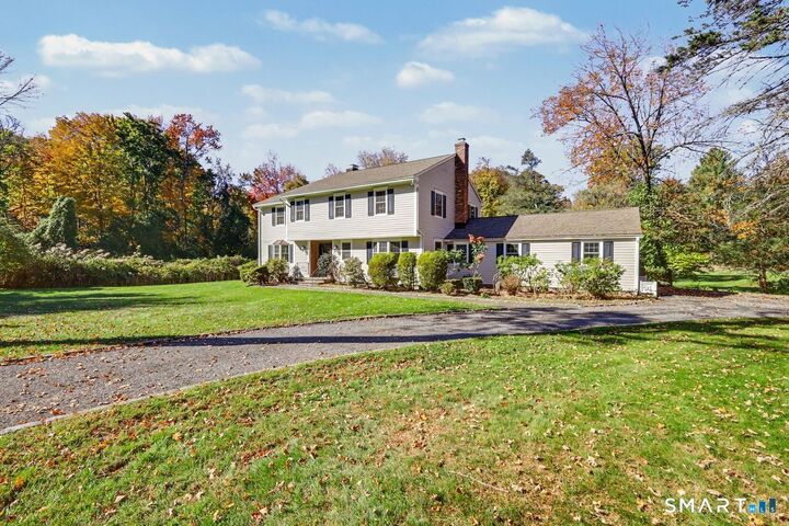 Property Photo:  3 Huntzinger Drive  CT 06831 