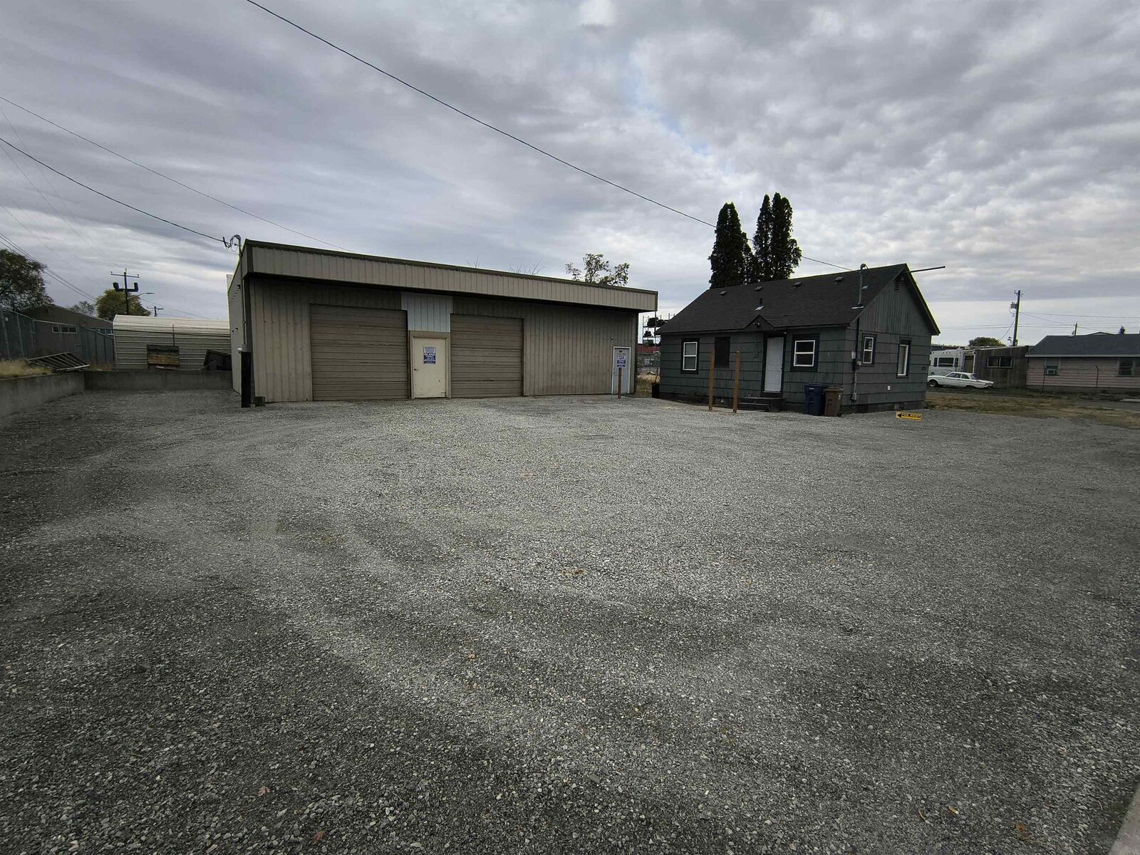Property Photo: 3725 N Regal St WA 99207
