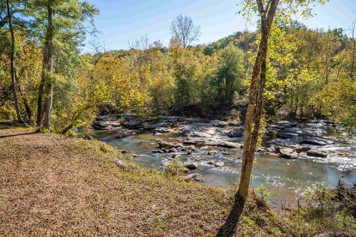 Property Photo: 2215 Old Hills Bridge Road SC 29335
