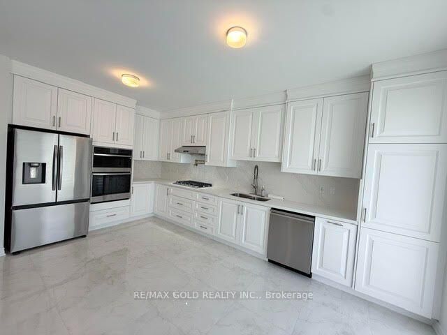 Property Photo: 41 Tapscott Crescent ON L6R 4G7