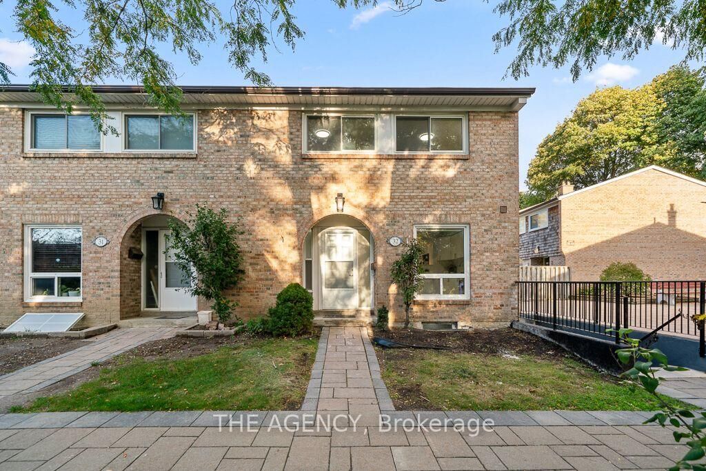 Property Photo:  1 Wootten Way S 32  ON L3P 3H7 