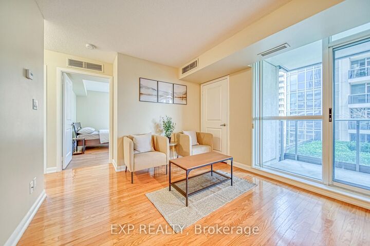 Property Photo: 5793 Yonge Street 605 ON M2M 0A9