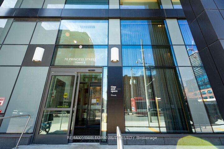 Property Photo:  70 Princess Street 510 E  ON M5A 0X6 