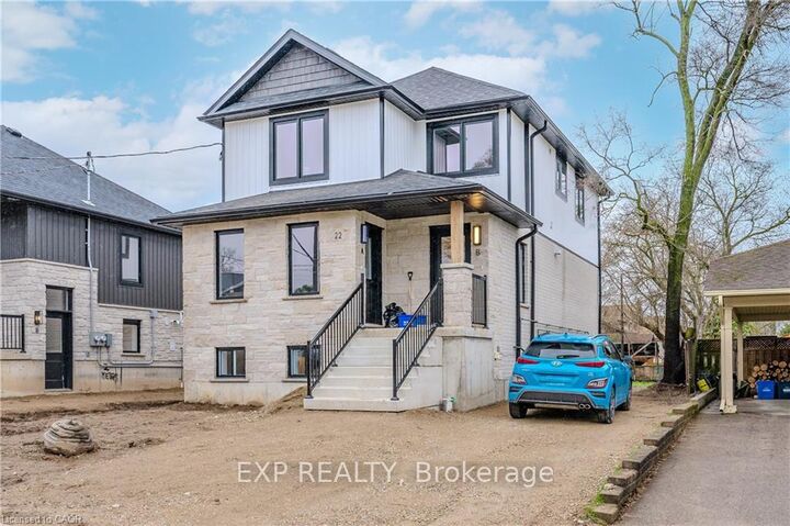Property Photo:  22 Hincks Street A  ON N3A 2A3 
