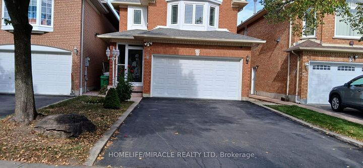 Property Photo:  97 Wildberry Crescent  ON L6R 1J9 
