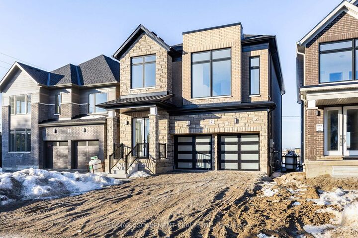 Property Photo:  7 Blain Drive  ON L0R 1C0 