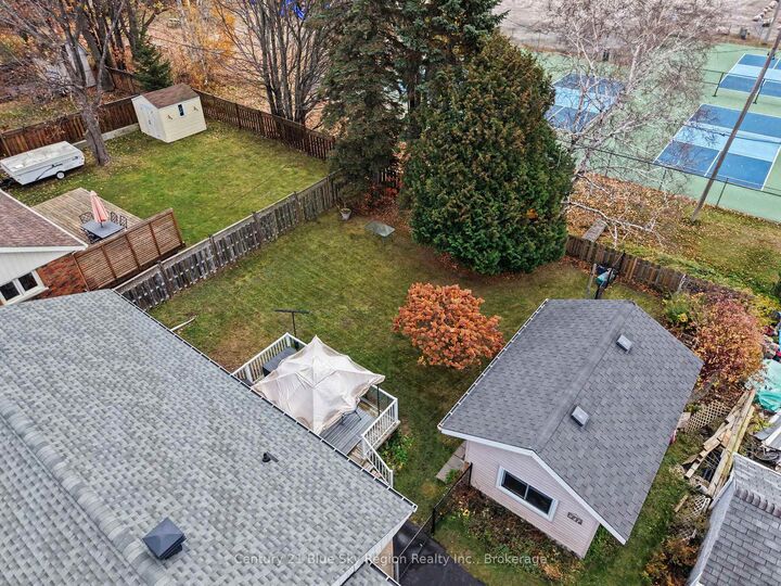 Property Photo:  847 Vimy Street  ON P1B 5B6 