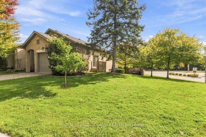 Property Photo:  250 North Centre Road 67  ON N6G 5A4 