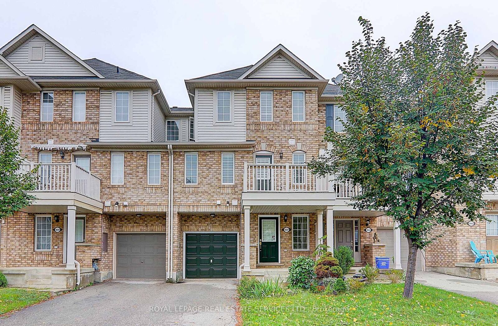Property Photo:  3047 Dewridge Avenue  ON L6M 5H9 