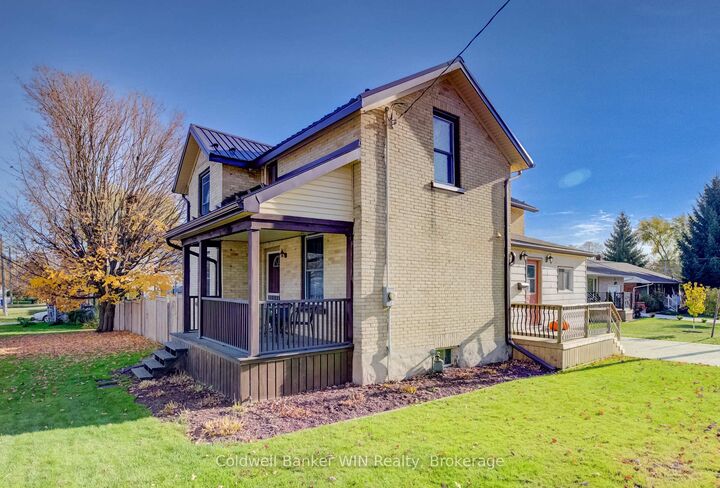 Property Photo:  37 Queen Street N  ON N0G 1Z0 
