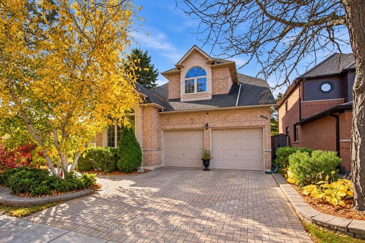 Property Photo:  1604 Valley Ridge Crescent  ON L1V 6S2 