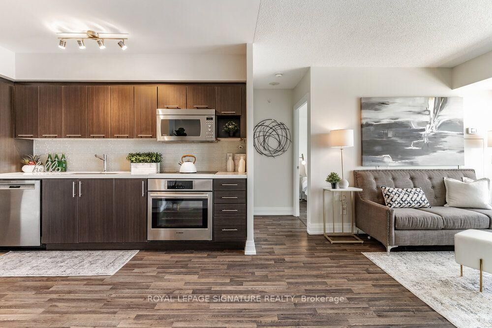 Property Photo:  555 Wilson Avenue 1310E  ON M3H 0C5 