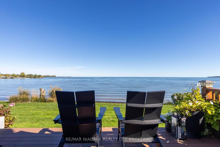 Property Photo:  7 Lakeside Drive 66  ON L2M 1P3 