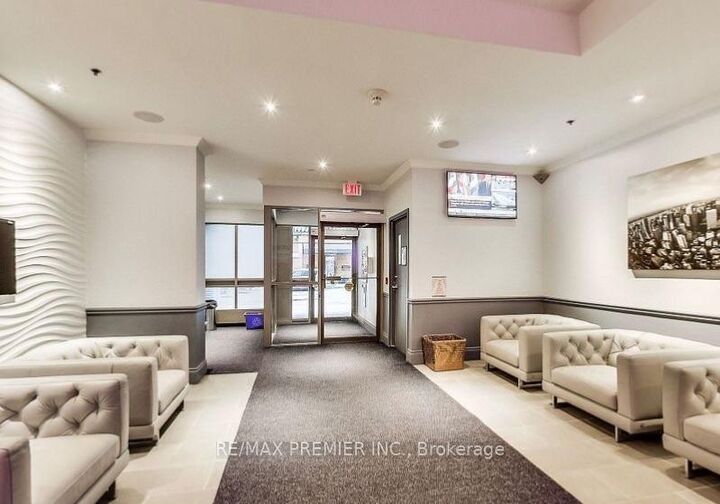 Property Photo:  105 Victoria Street Uph02  ON M5C 3B4 