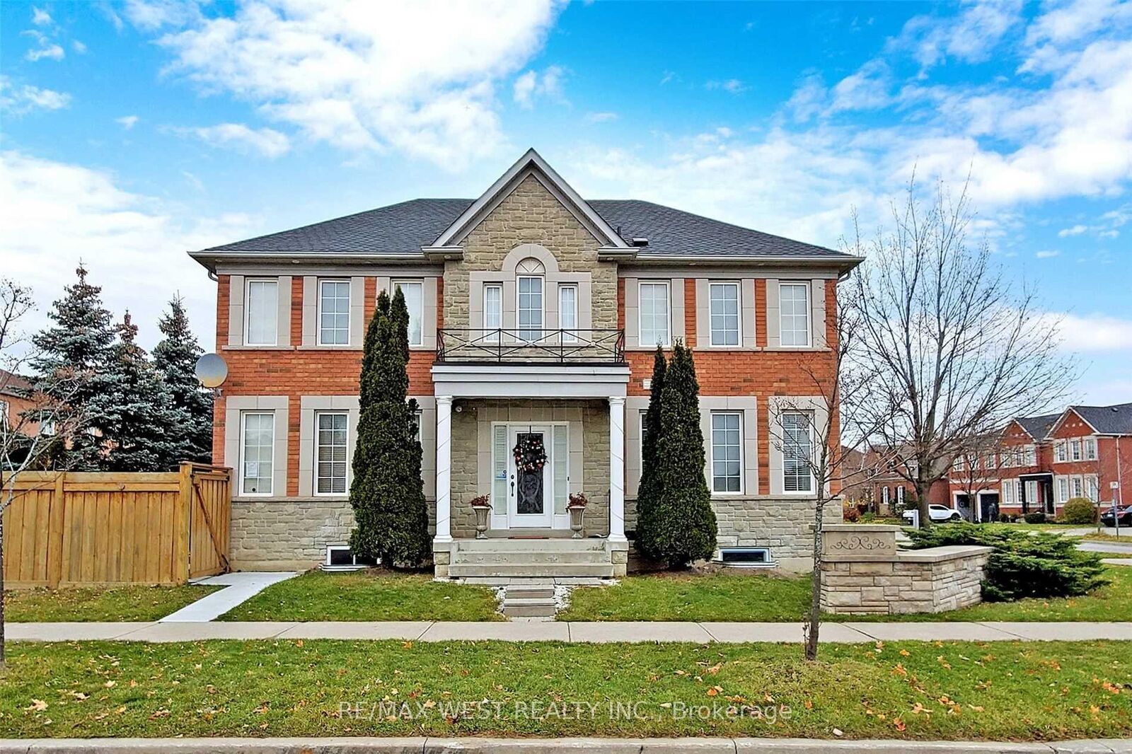 Property Photo:  30 Williamson Drive W Bsmt  ON L1T 4M8 