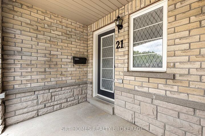 Property Photo:  21 Webbford Street  ON L1S 0A8 