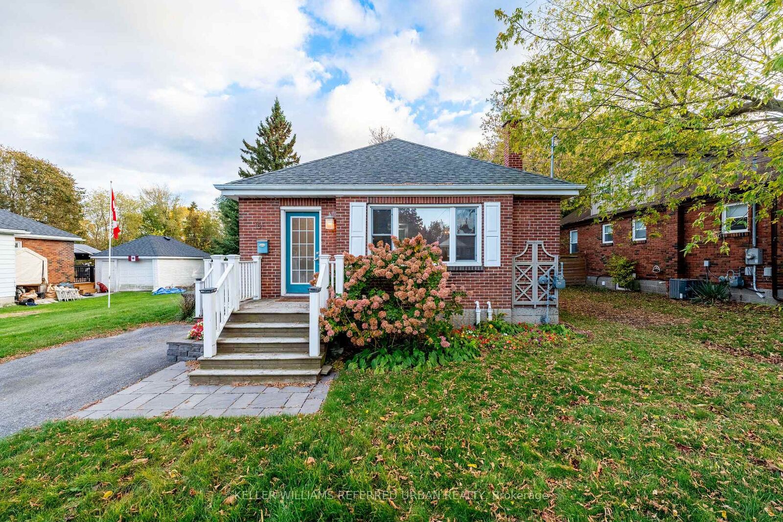 Property Photo:  151 University Avenue E  ON K9A 1E2 