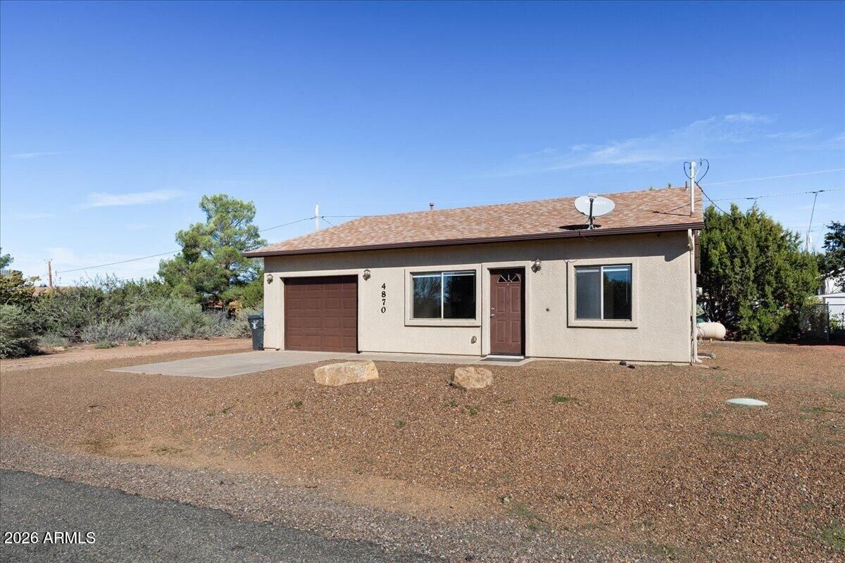 Property Photo: 4870 E Redrock Drive AZ 86335