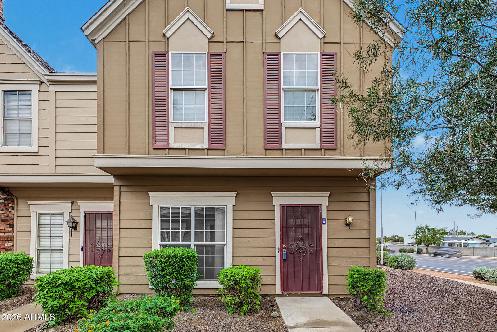 Property Photo: 18830 N 34th Lane 6 AZ 85027
