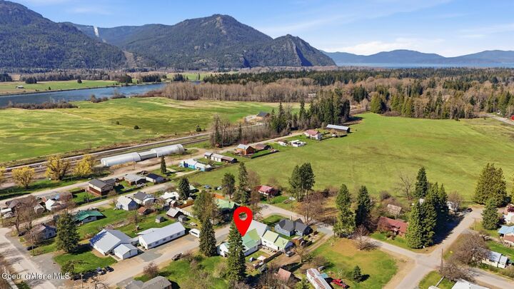 Property Photo: 116 W 2nd Ave ID 83811