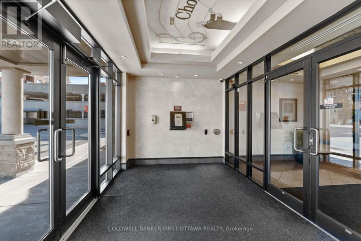 Property Photo: 314 Central Park Drive 912 ON K2C 0R2