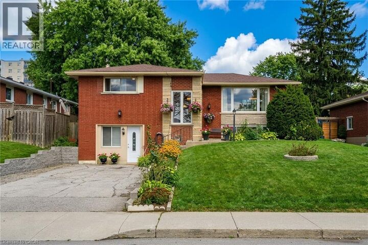 Photo de la propriété: 5 Lynford Avenue ON L9A 2L8