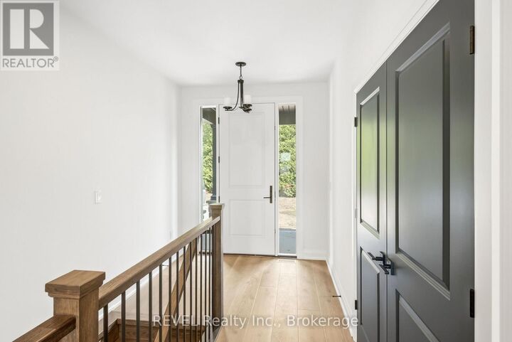 Property Photo:  11 Anchor Road  ON L0S 1A0 