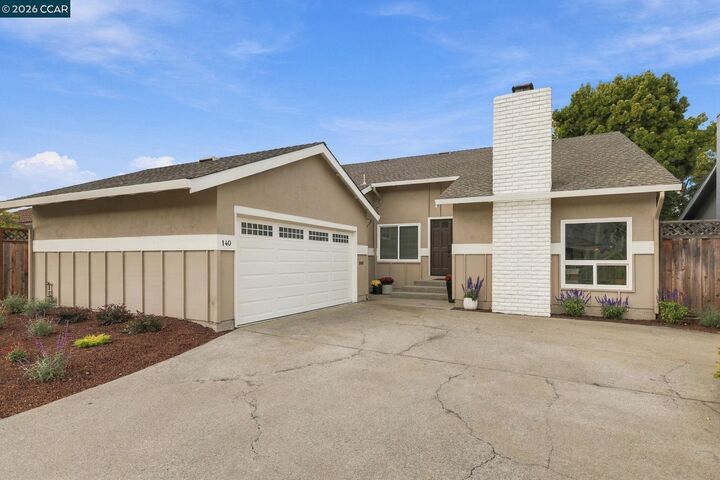 Property Photo:  140 Spinnaker St  CA 94404 