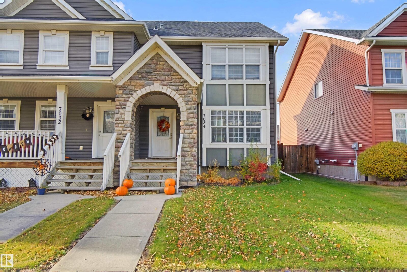 Property Photo:  7034 Eton Boulevard  AB T8H 0K9 