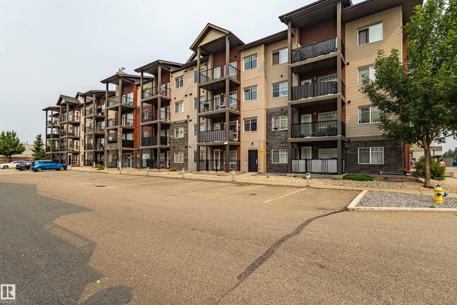 Property Photo: 9523 160 Avenue NW 407 AB T5Z 0N1
