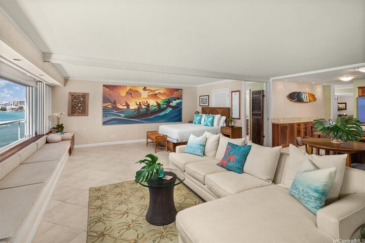 Property Photo: 2895 Kalakaua Avenue 1404 & #1405 HI 96815