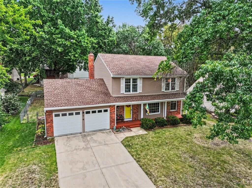 Property Photo: 10401 Long Street KS 66215
