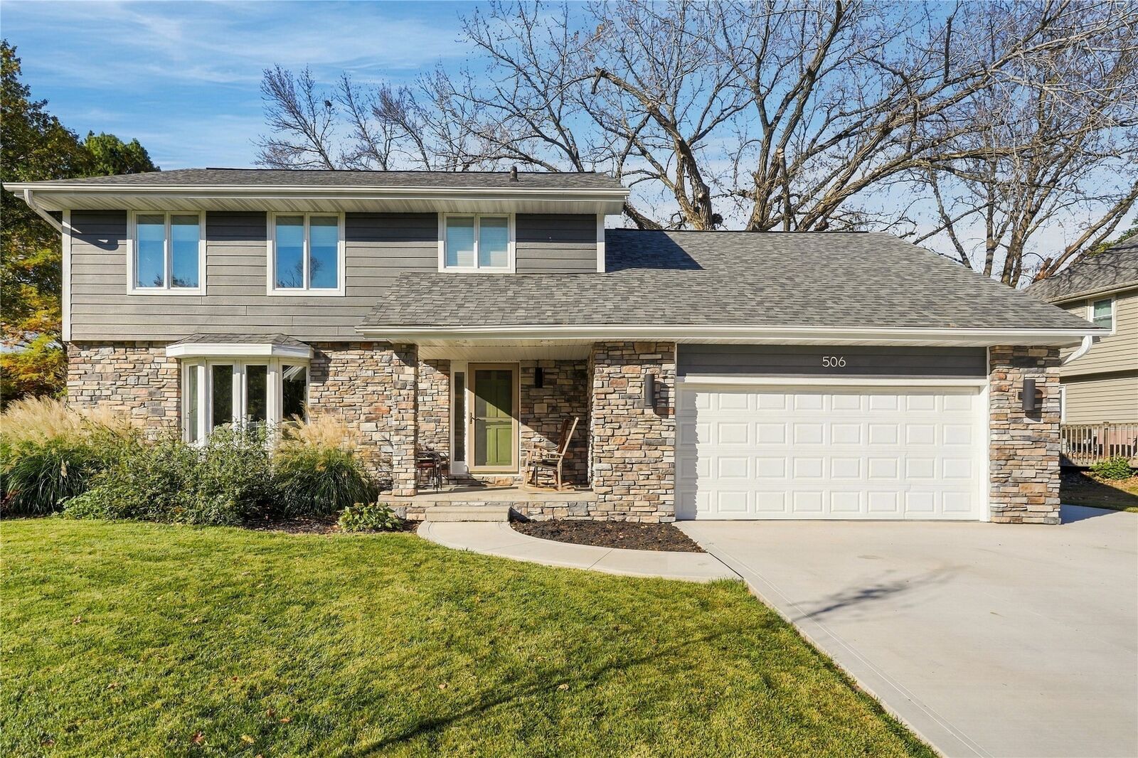 Property Photo:  506 46th Street  IA 50265 