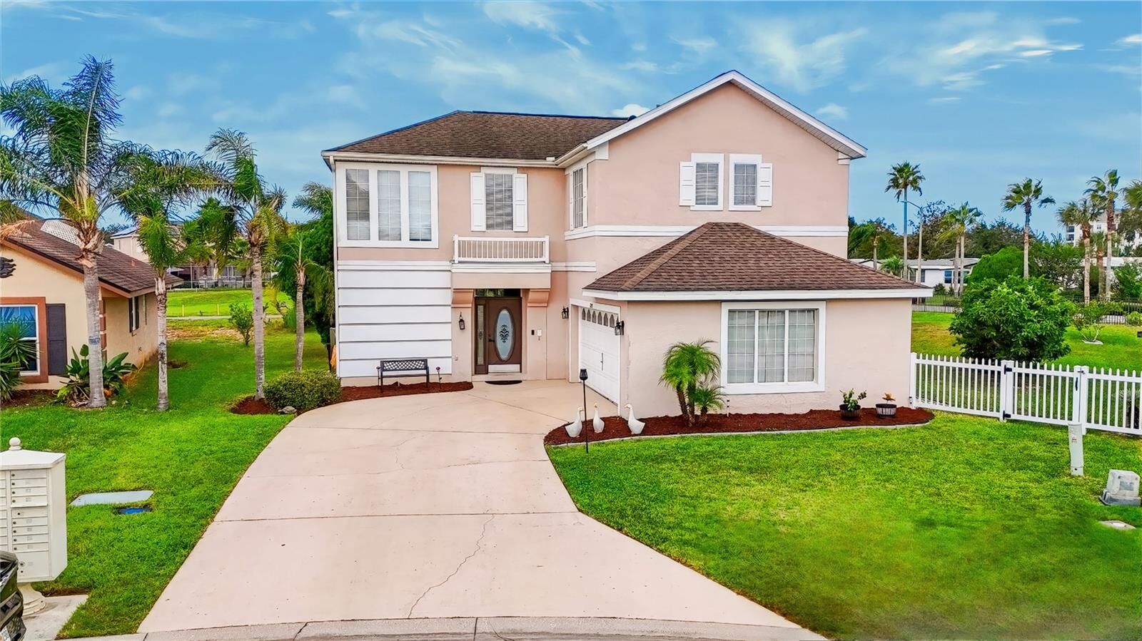 Property Photo:  1207 Jaybee Avenue  FL 33897 
