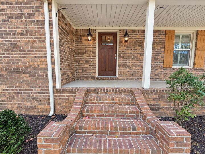 Property Photo:  510 Irongate Blvd  TN 37129 