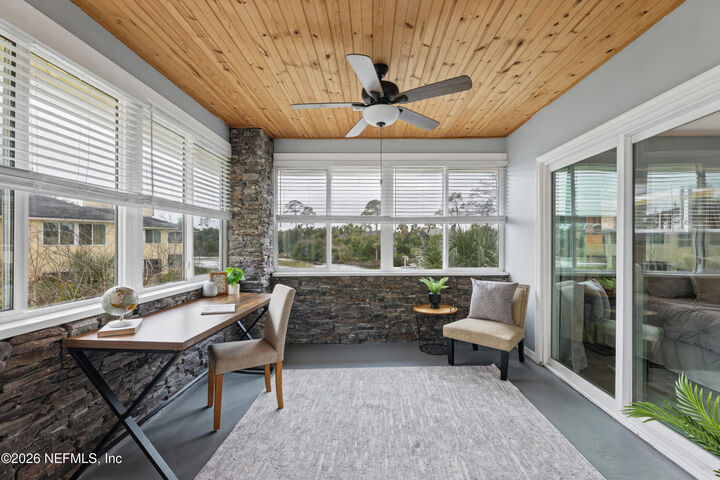 Property Photo: 1800 The Greens Way 1504 FL 32250