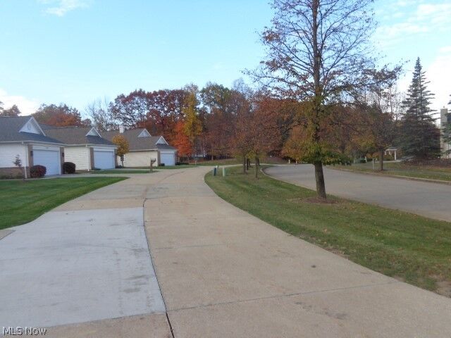 Property Photo:  7855 Arbor Park Drive  OH 44134 